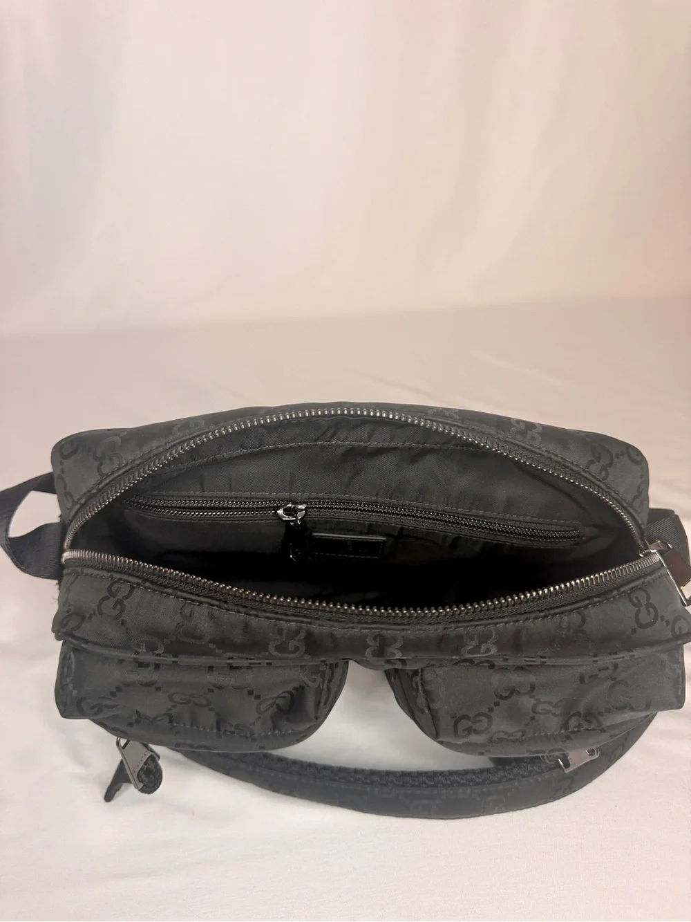 Gucci never zip layout